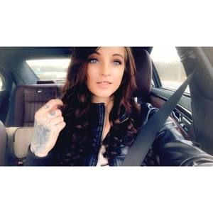 Meet your Posher, Liv